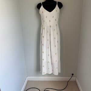 NWT Mystree White Floral Midi Dress with Spaghetti Straps Size L